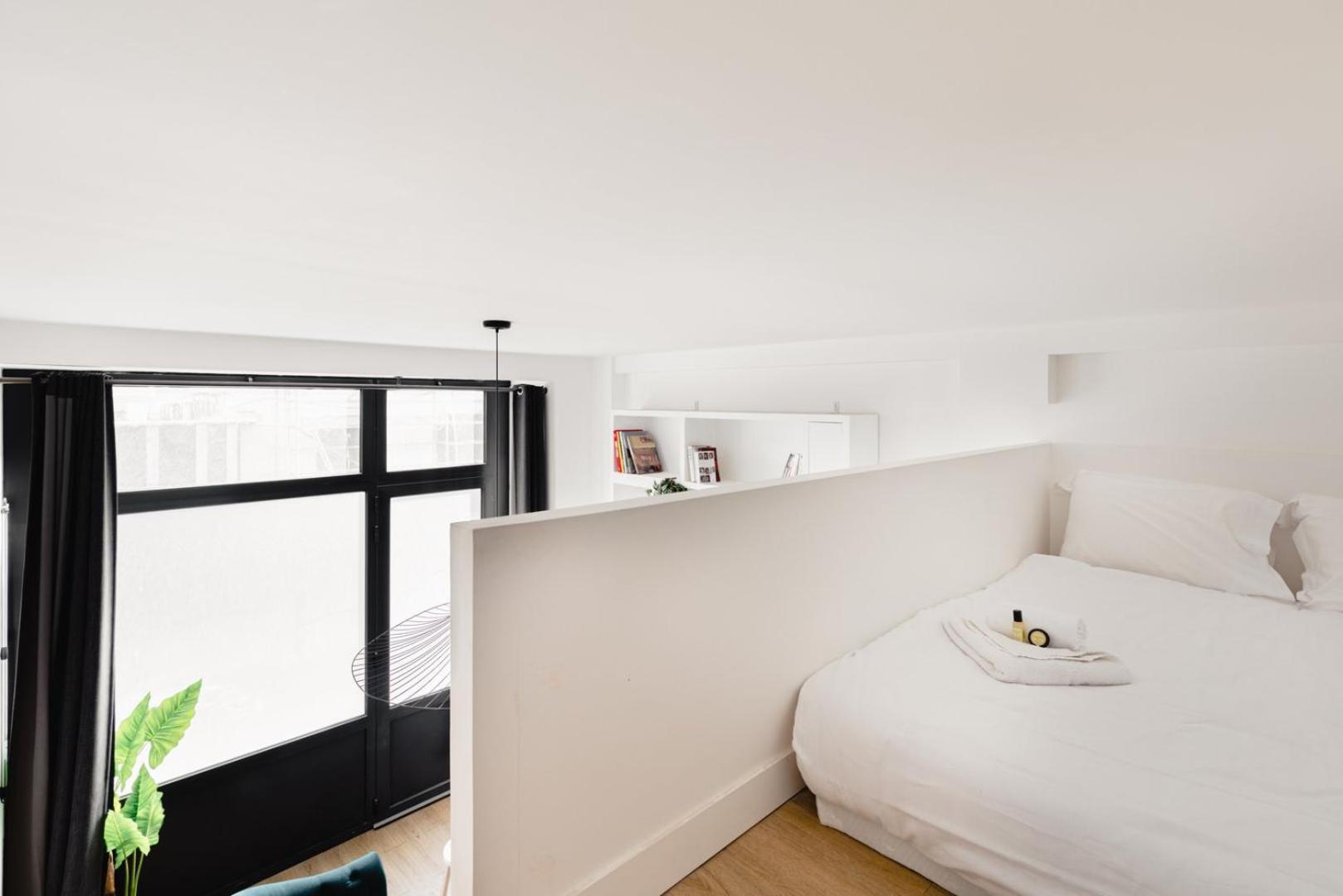 Disponible - Paris - All Equipped Duplex - From 1 To 6 Guests Eksteriør bilde